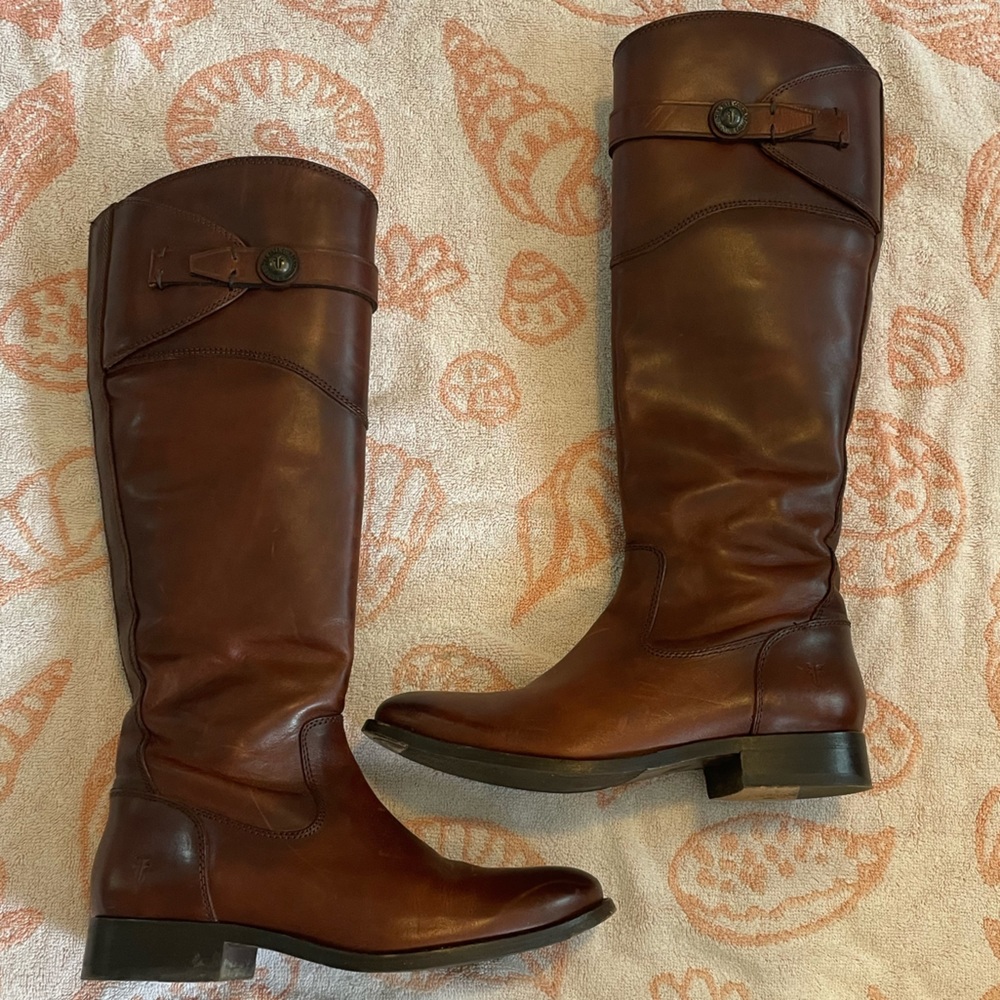 Leather boots